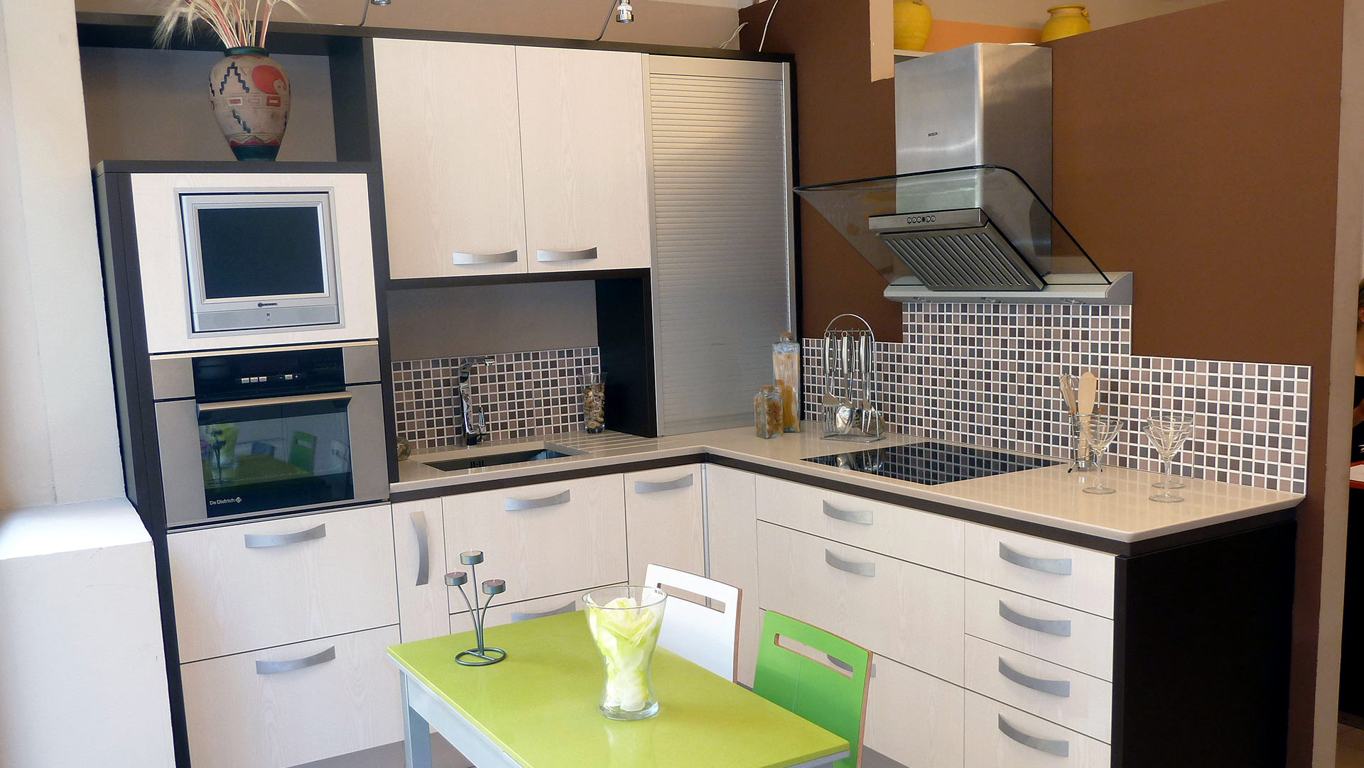 interior full-size photo