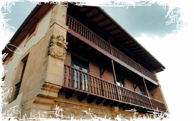 Detalle de escudo roto