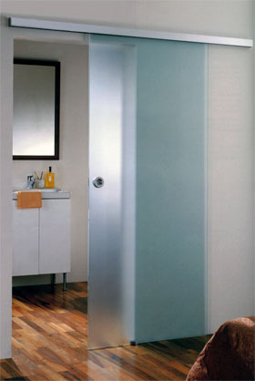 Ejemplo de montaje de puerta de cristal corredera